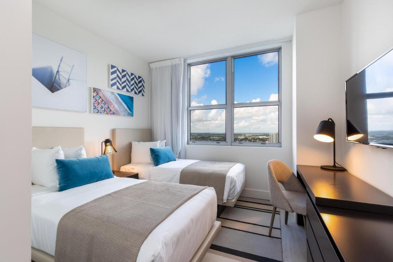Apartment Modern 3 Bedroom At Hollywood 28th Floor Hallandale Beach