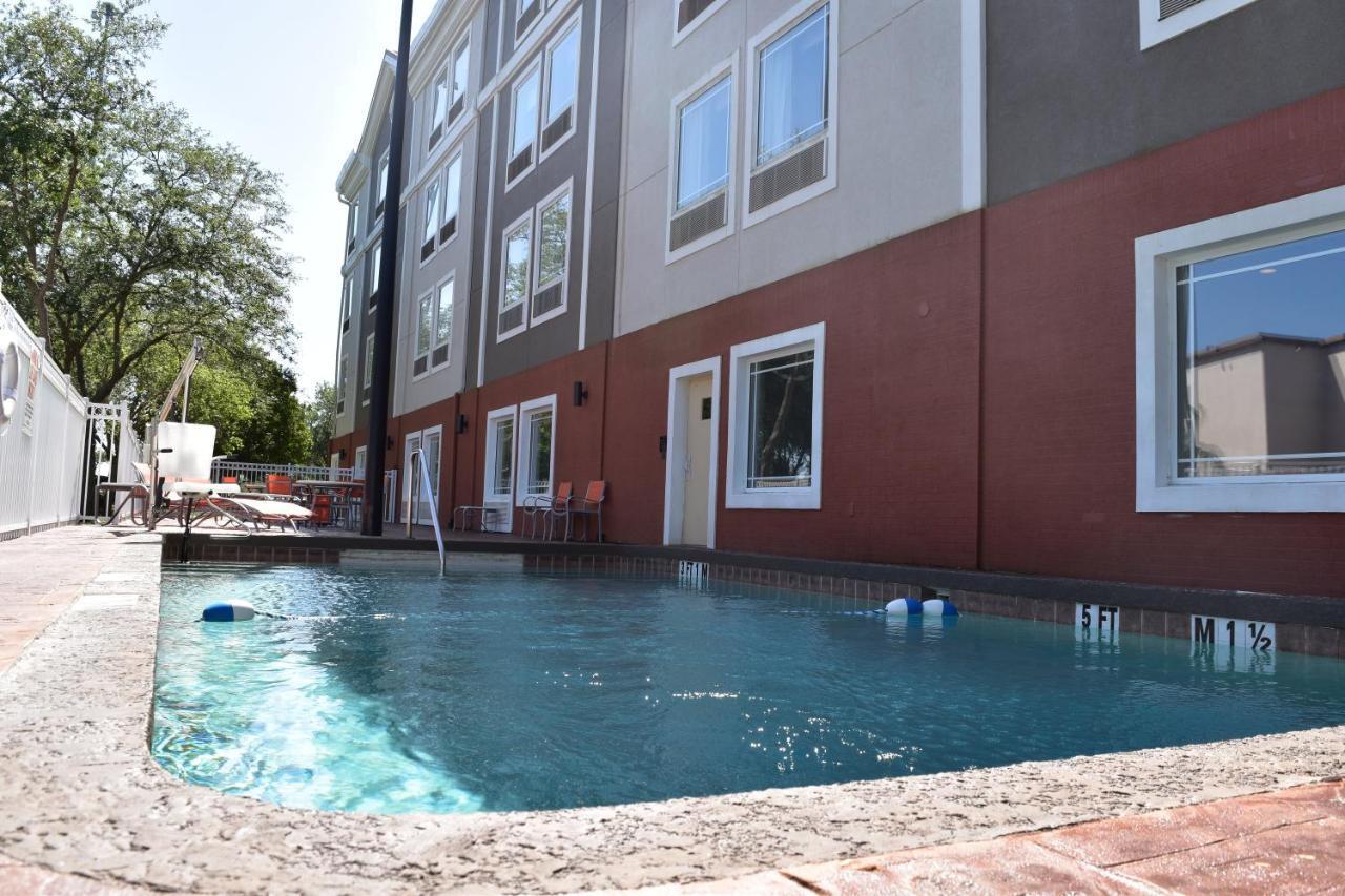 Express By Ihg Hotel Venice