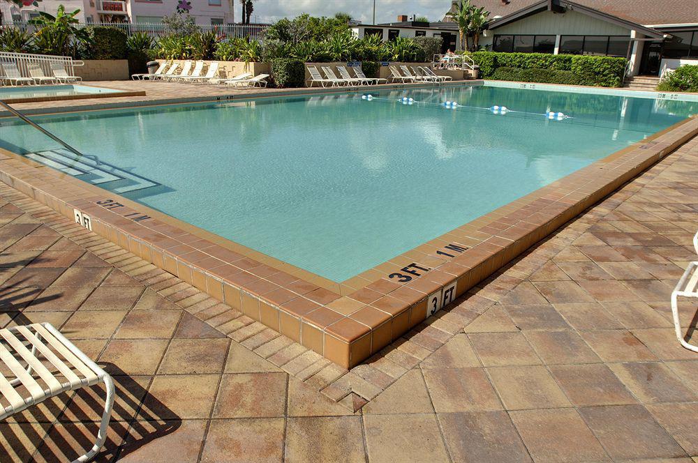 Western Aku Tiki 3* Daytona Beach