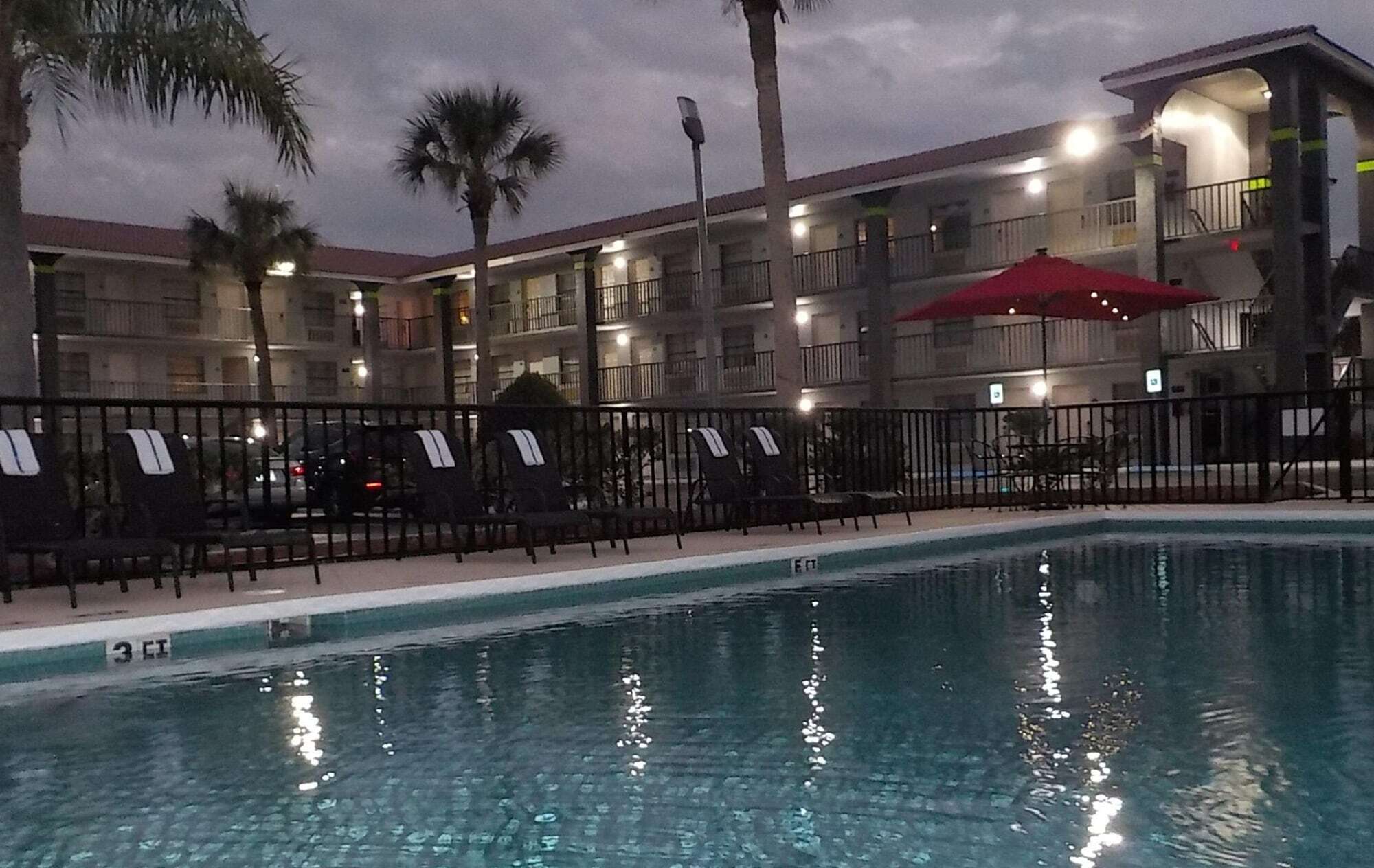 Hotel Surestay By Western Clermont Theme Park West