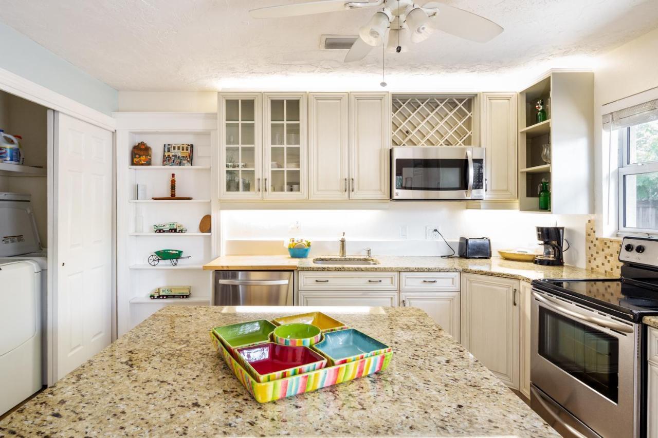 Home By Beach 2 - Vanderbilt Beach Holiday home
