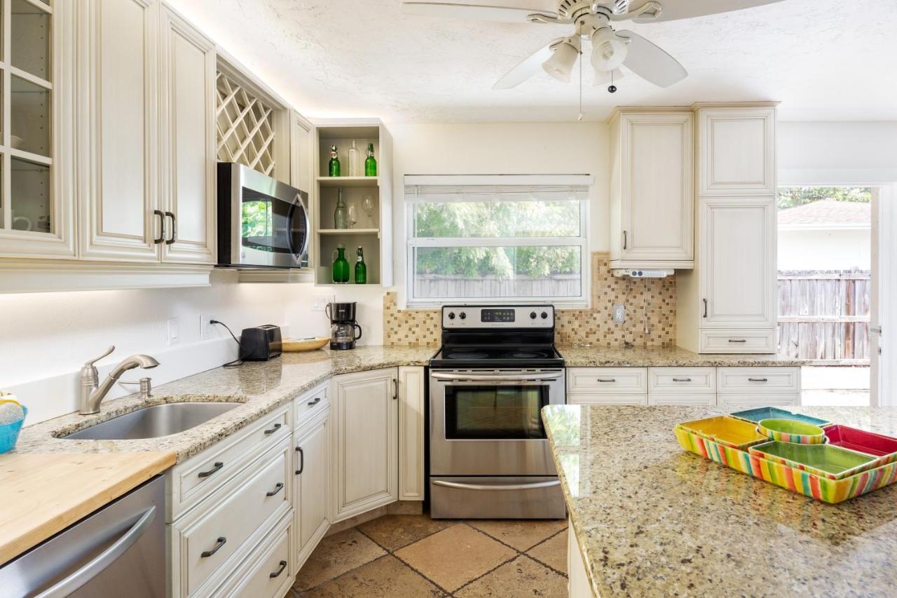 Home By Beach 2 - Vanderbilt Beach Holiday home *