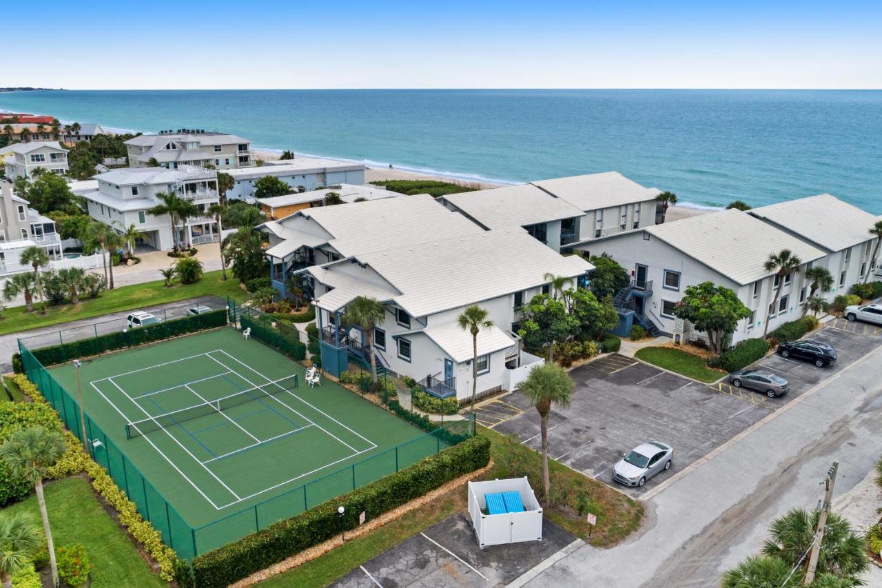 Gulf Place Apartment