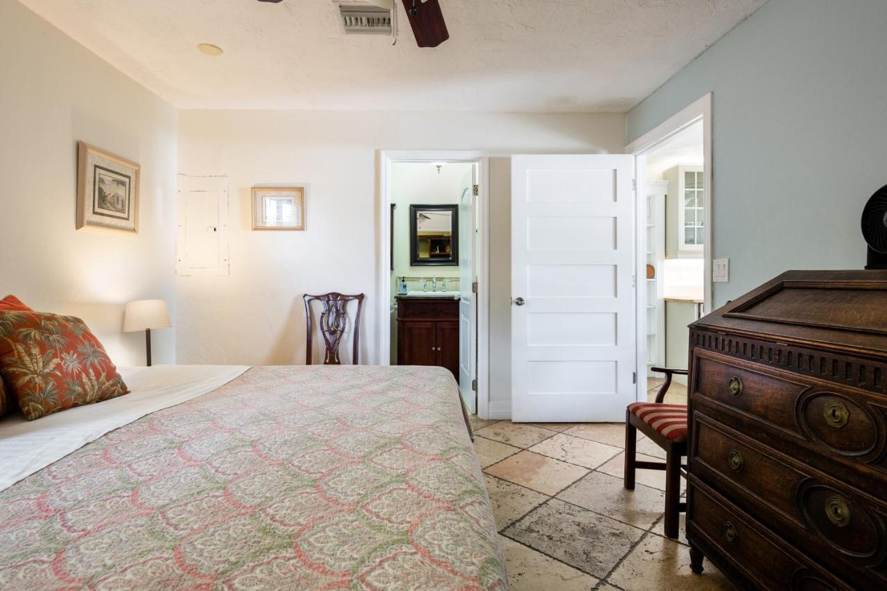 Home By Beach 2 - Vanderbilt Beach Holiday home *