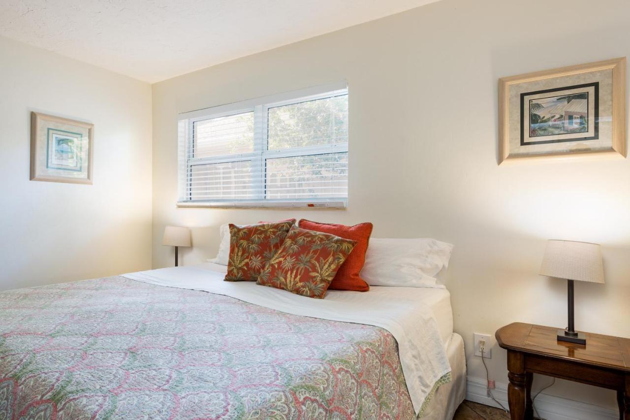 Home By Beach 2 - Vanderbilt Beach Holiday home