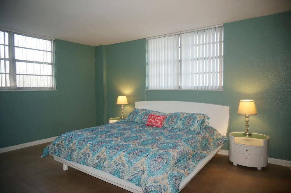 Sian Hollywood Apartment