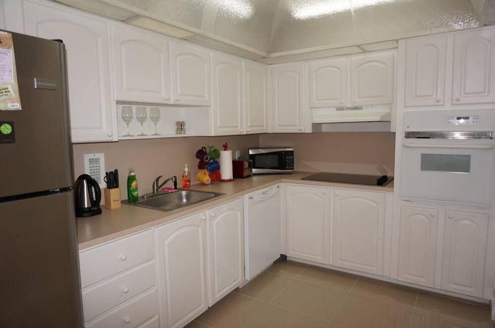 Sian Hollywood Apartment
