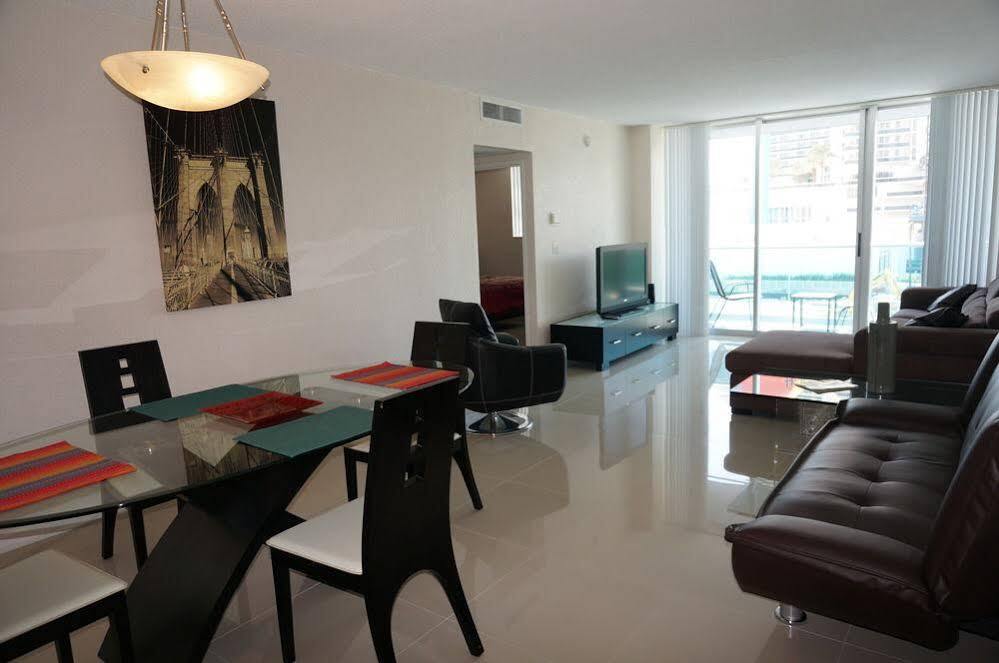 Sian Hollywood Apartment *