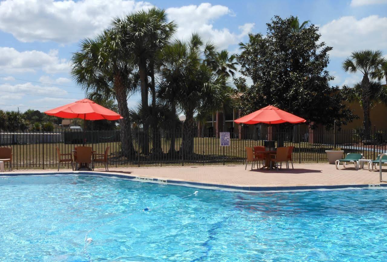 Hotel Ramada By Wyndham Orlando South Davenport