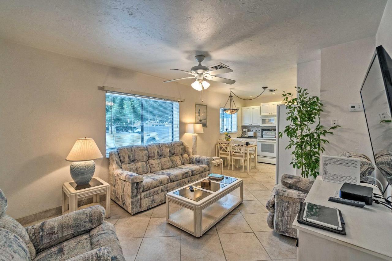 Apartment Updated Walking Distance To