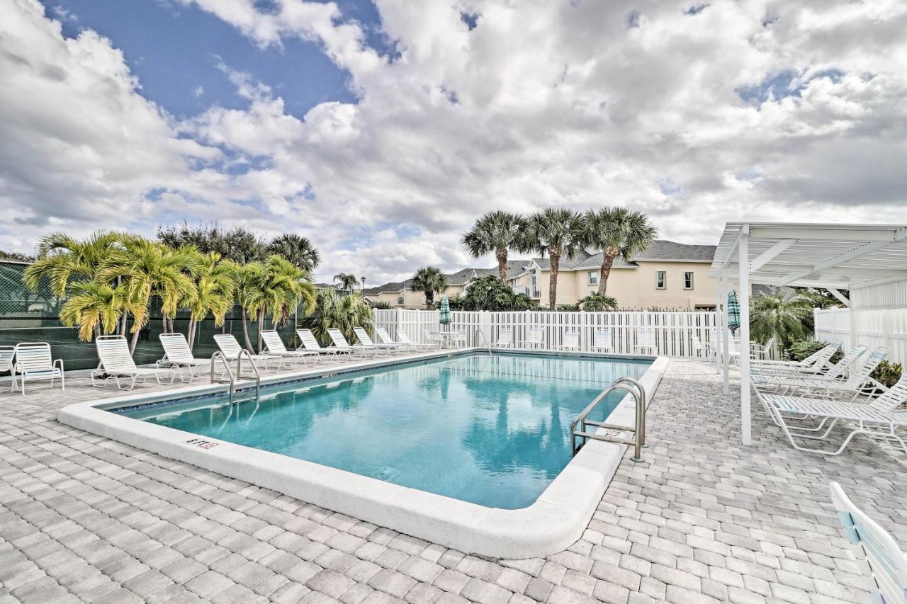 Jensen With Pool Access Less Than 1 Mi To Beach! Holiday home *