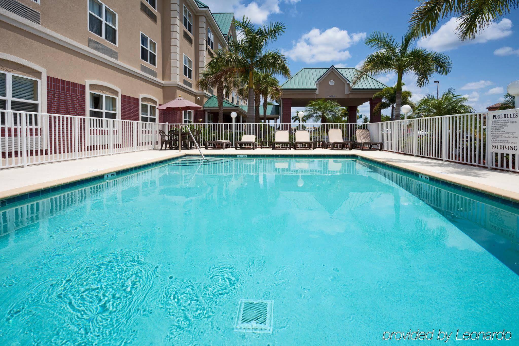 Hotel Country & By Radisson, Bradenton-lakewood-ranch, Fl 3*