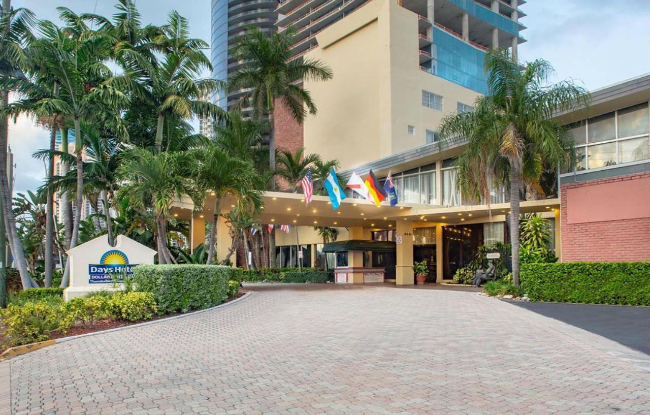 Hotel Thunderbird