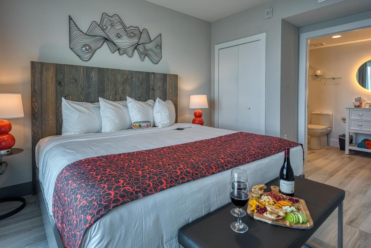 Fusion Waterfront 3* Treasure Island