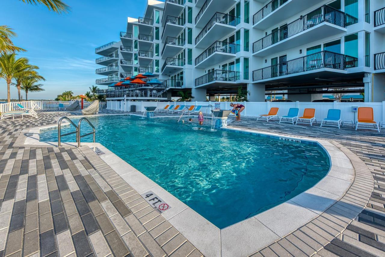 Resort Fusion Waterfront 3*