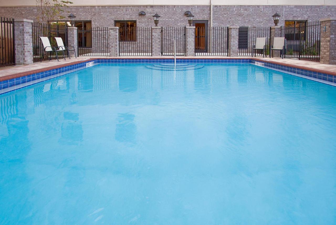 Hotel Express & Pensacola-west Navy Base By Ihg Pensacola