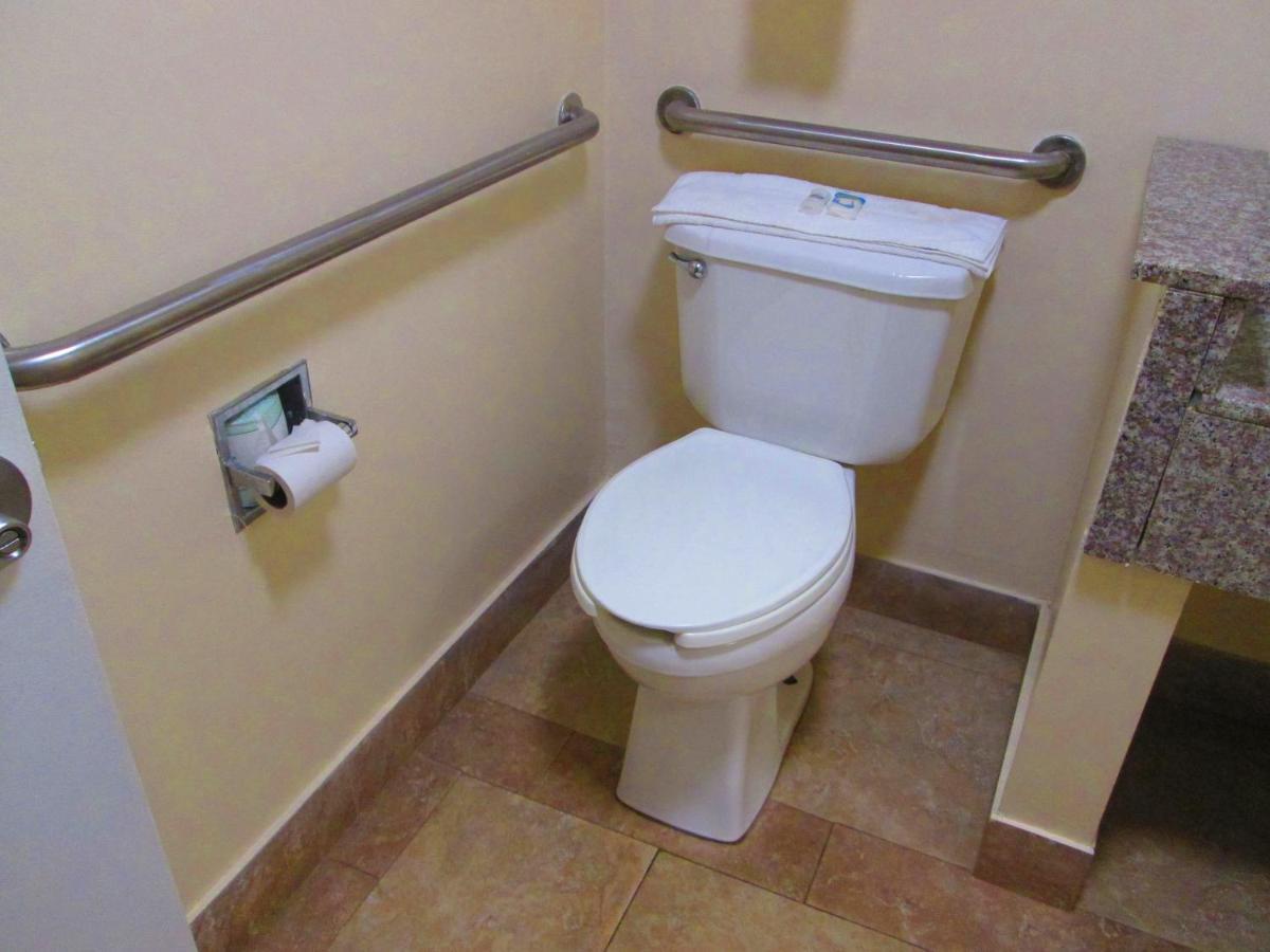 Regency Near Boardwalk & Hurlburt Field 2*