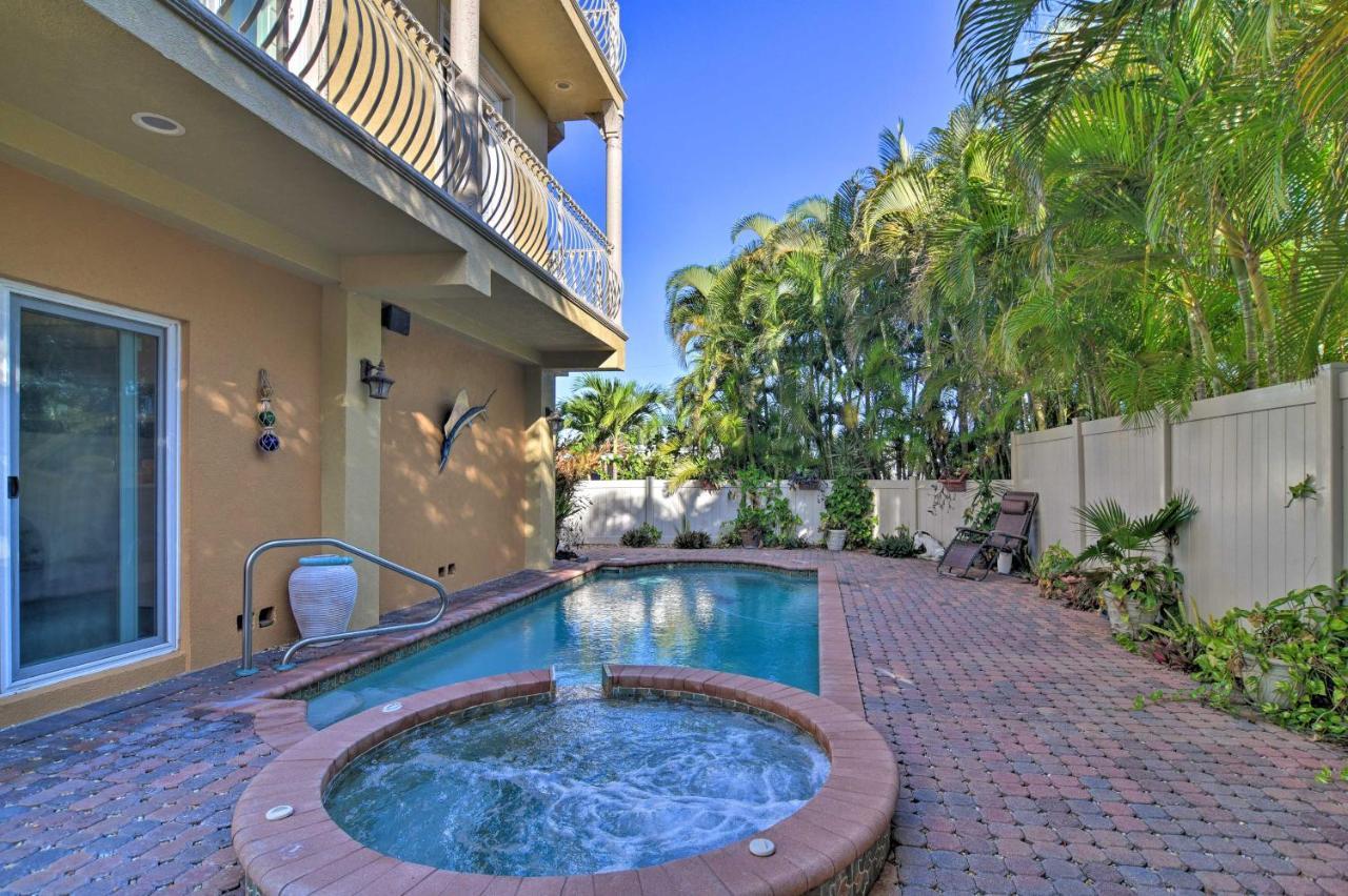 Bradenton Townhome - Walk To Locals-only Beach! Holiday home Bradenton Beach
