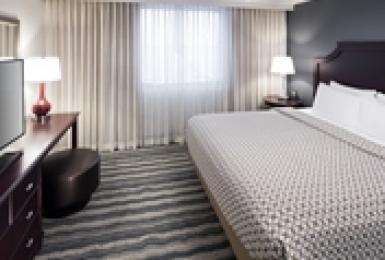 Embassy By Hilton Brandon 4* Tampa
