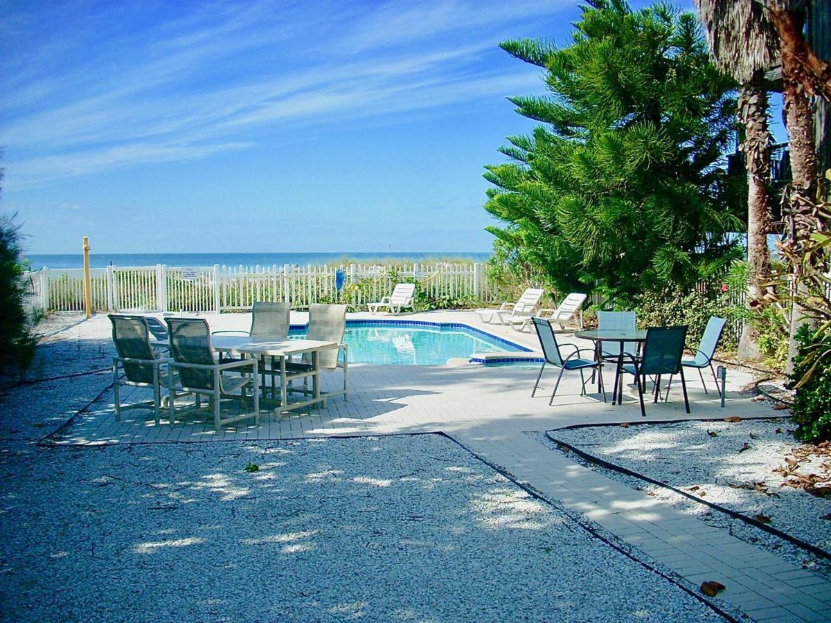 Bungalow Beach House * Clearwater Beach