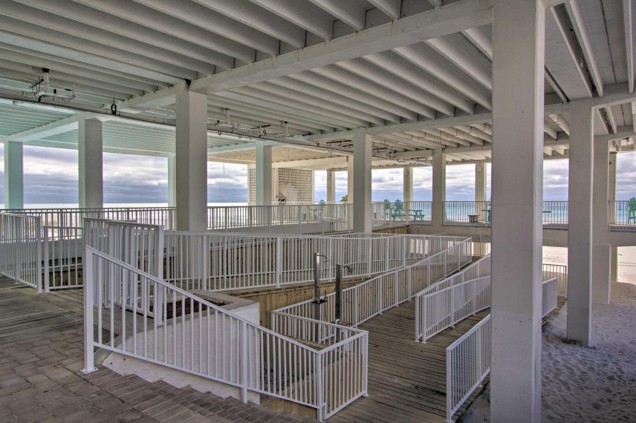 Panama With Pool And Access