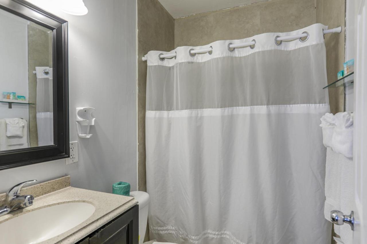 Hotel Broadwalk Oceanside 3*