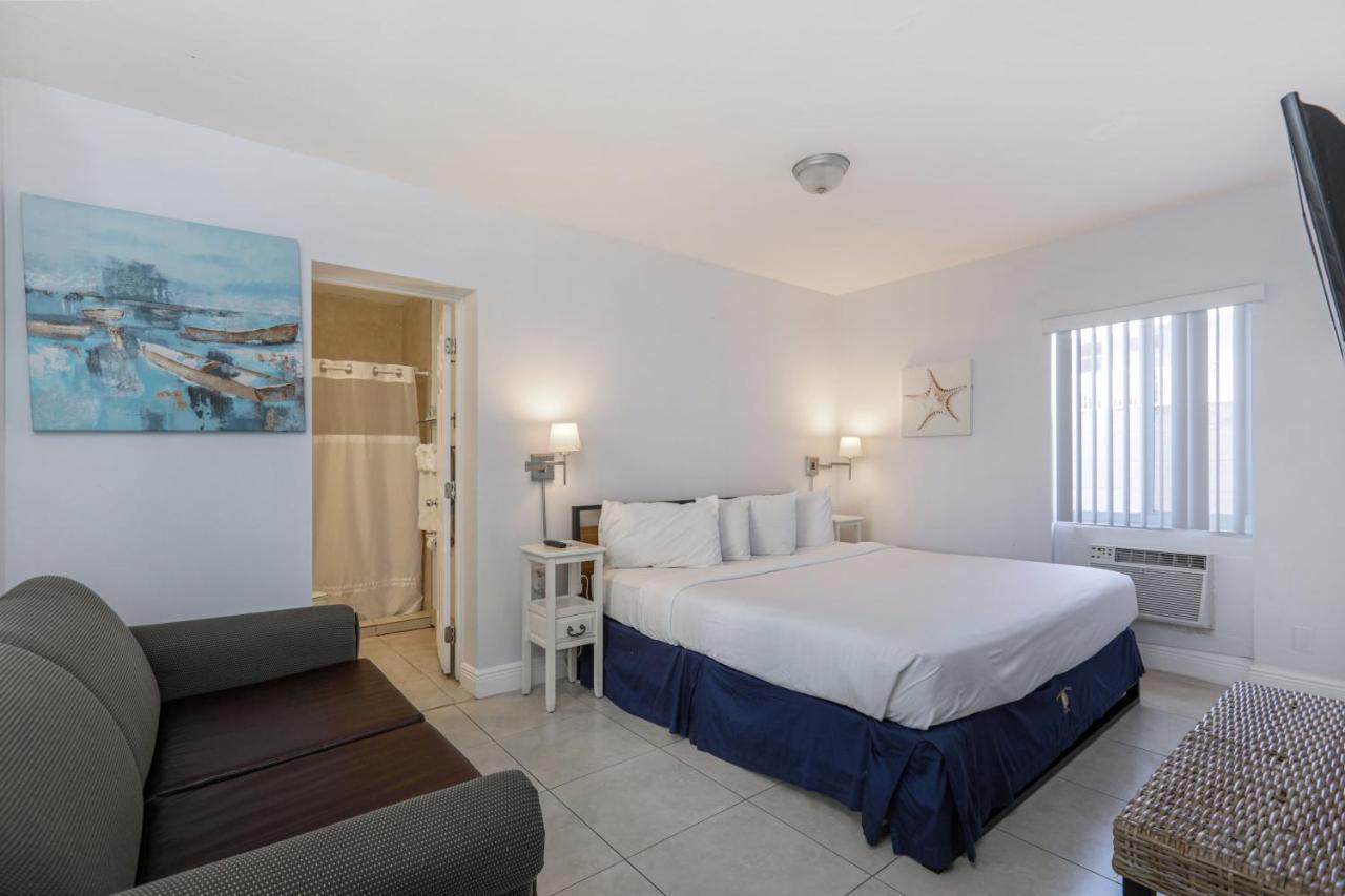 Broadwalk Oceanside Hotel Hollywood