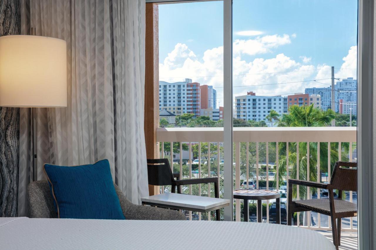 Courtyard By Marriott Miami Mall Hotel 3*