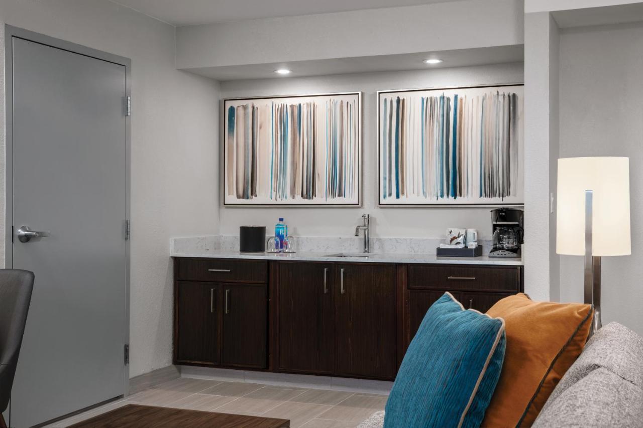 Hotel Courtyard By Marriott Miami Mall