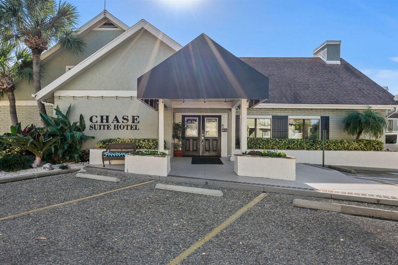 Hotel Chase Rocky Point