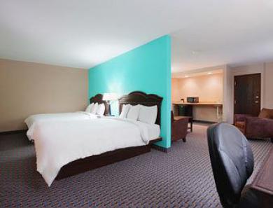 Super 8 By Wyndham Hotel
