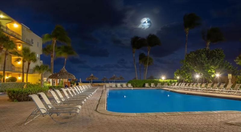 Thunderbird Hotel 2*