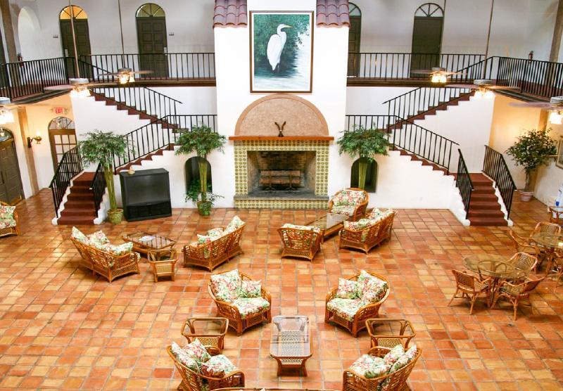 Port Of The Islands Adventure Resort 3*