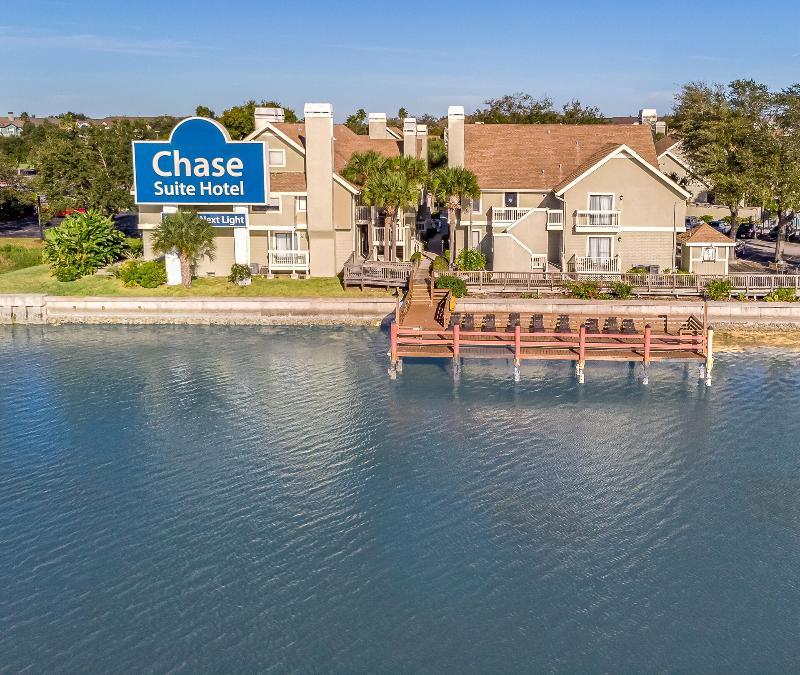 Hotel Chase Rocky Point 3*
