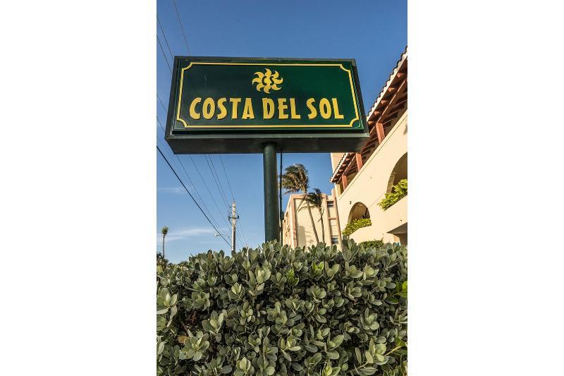 Costa Del Sol Hotel 4*