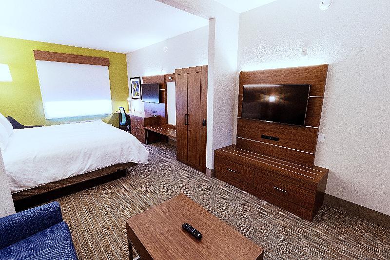 Express & South I-10 By Ihg Hotel