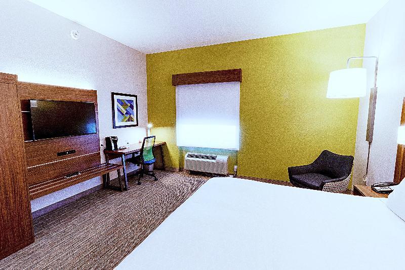 Express & South I-10 By Ihg