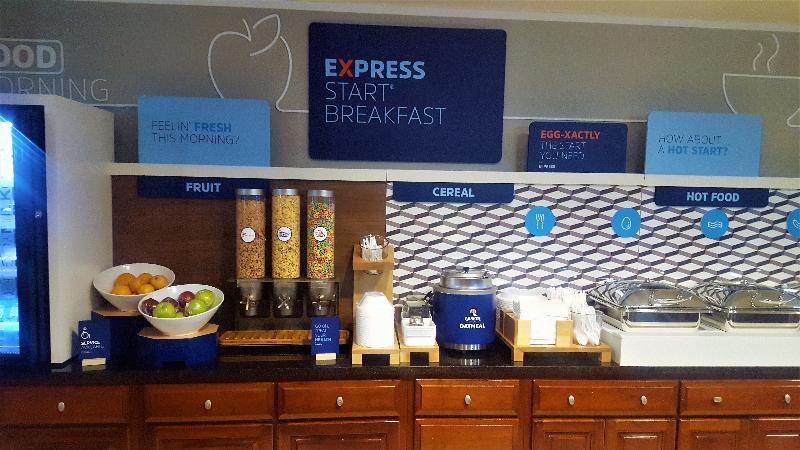 Express & Orange - Deltona By Ihg 2*