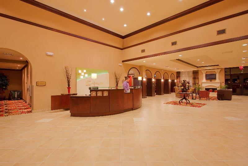 - Area By Ihg Hotel Pensacola
