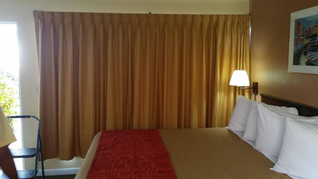 The Palms On Ocean Motel Pompano Beach
