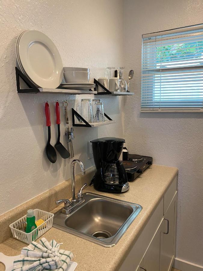 Captiva Hotel 2*