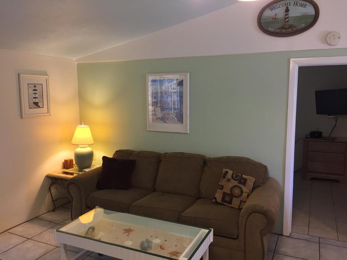 Lighthouse Apartment *