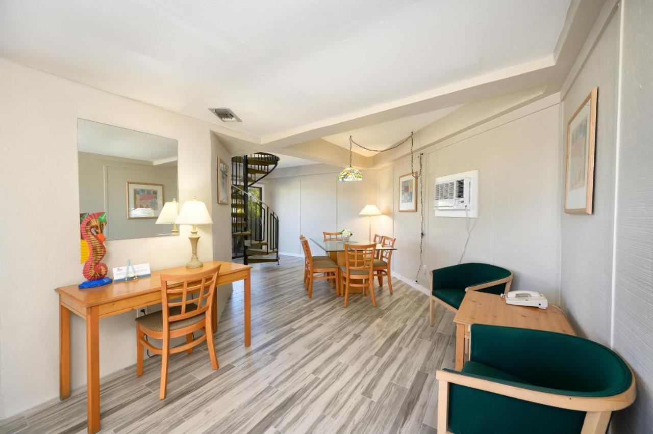 Coco Plum Beach & Tennis Club & Marina 3* Marathon