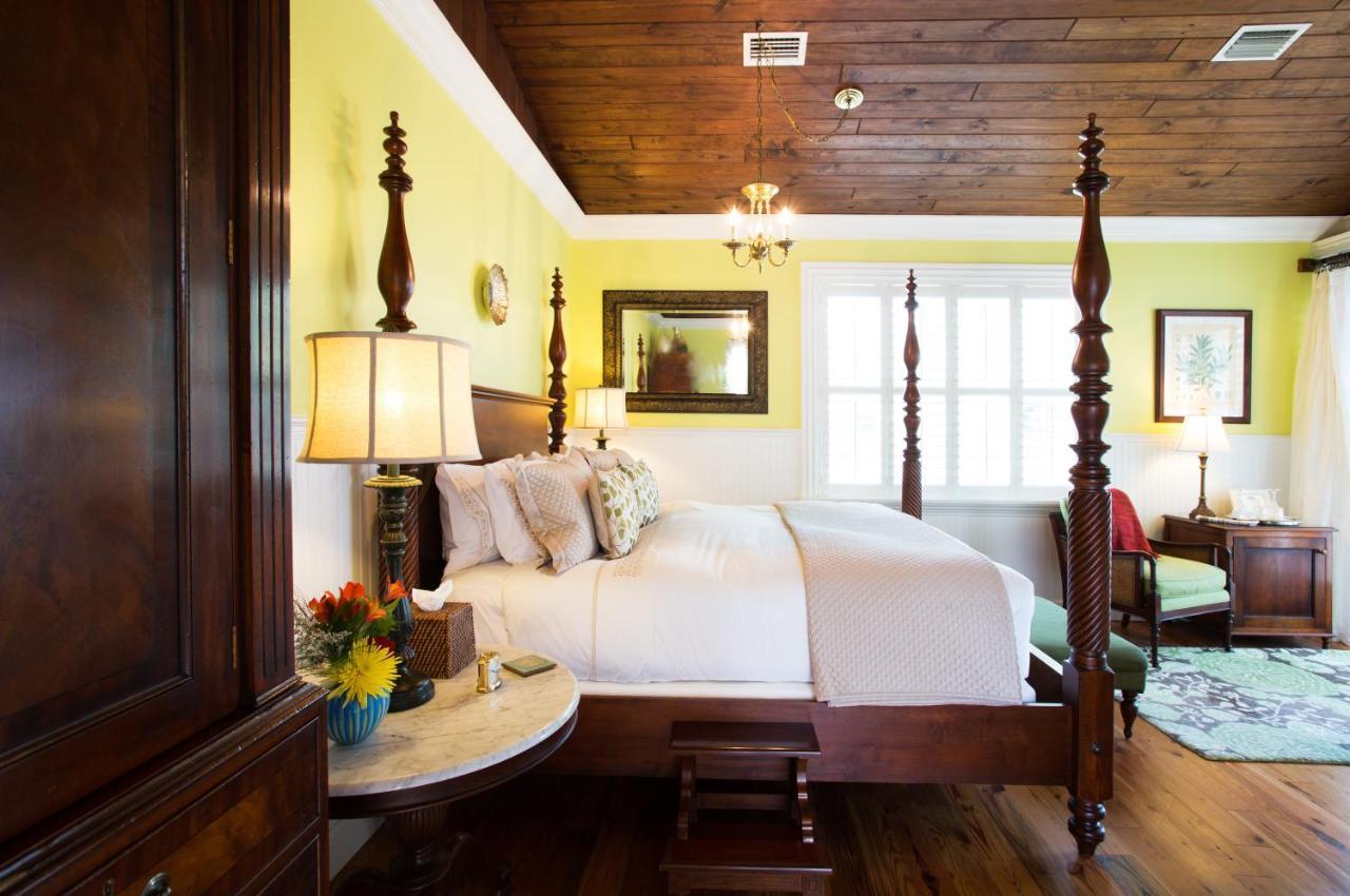 Port D'hiver Bed & Breakfast