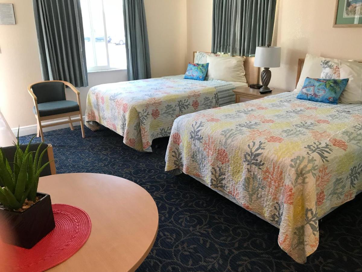 Motel Carlton House And *