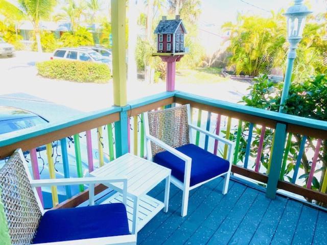 Sun Deck &