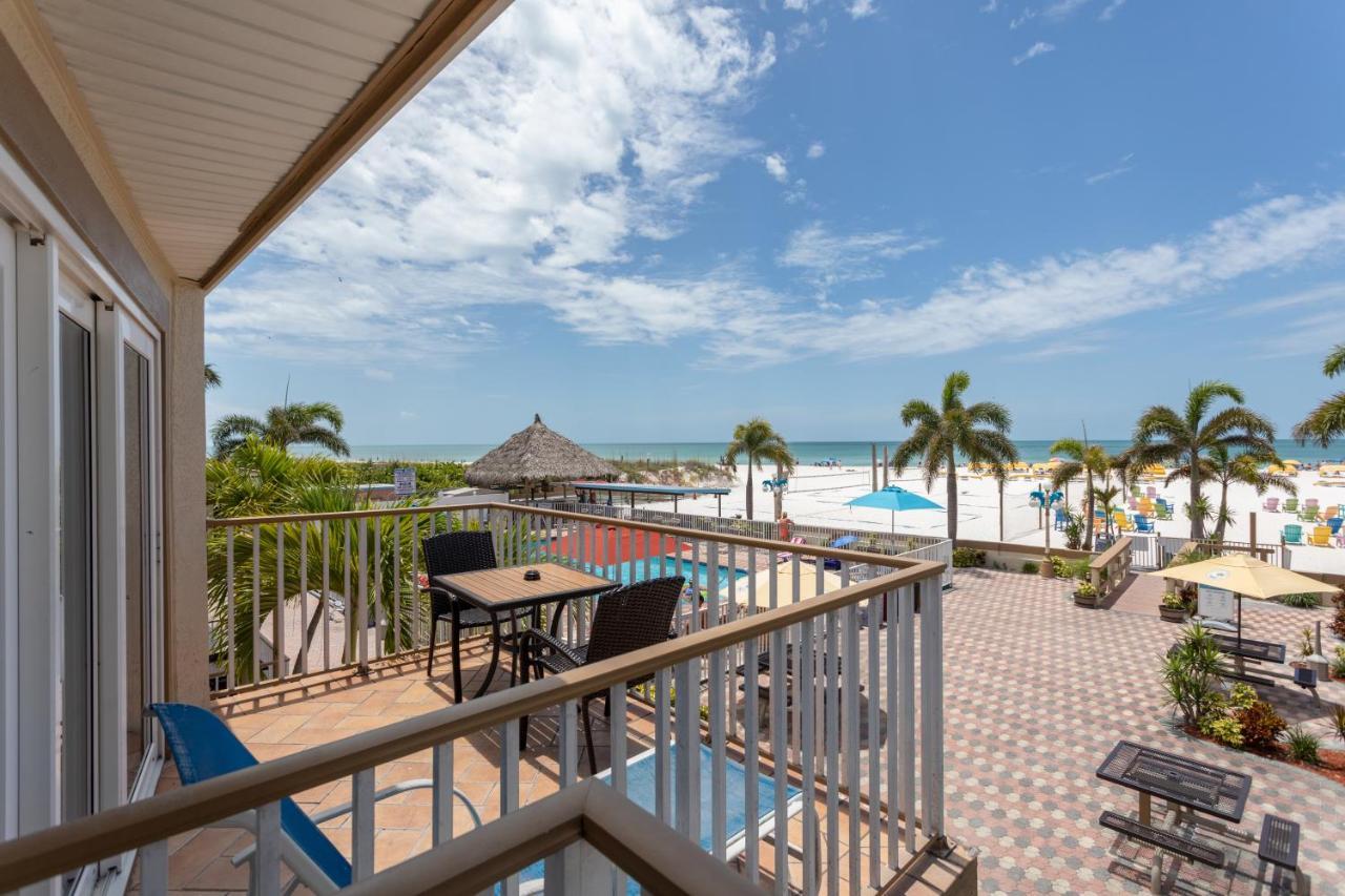 Resort Plaza - Beachfront 3*