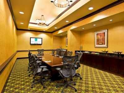 Embassy By Hilton Brandon 4* Tampa