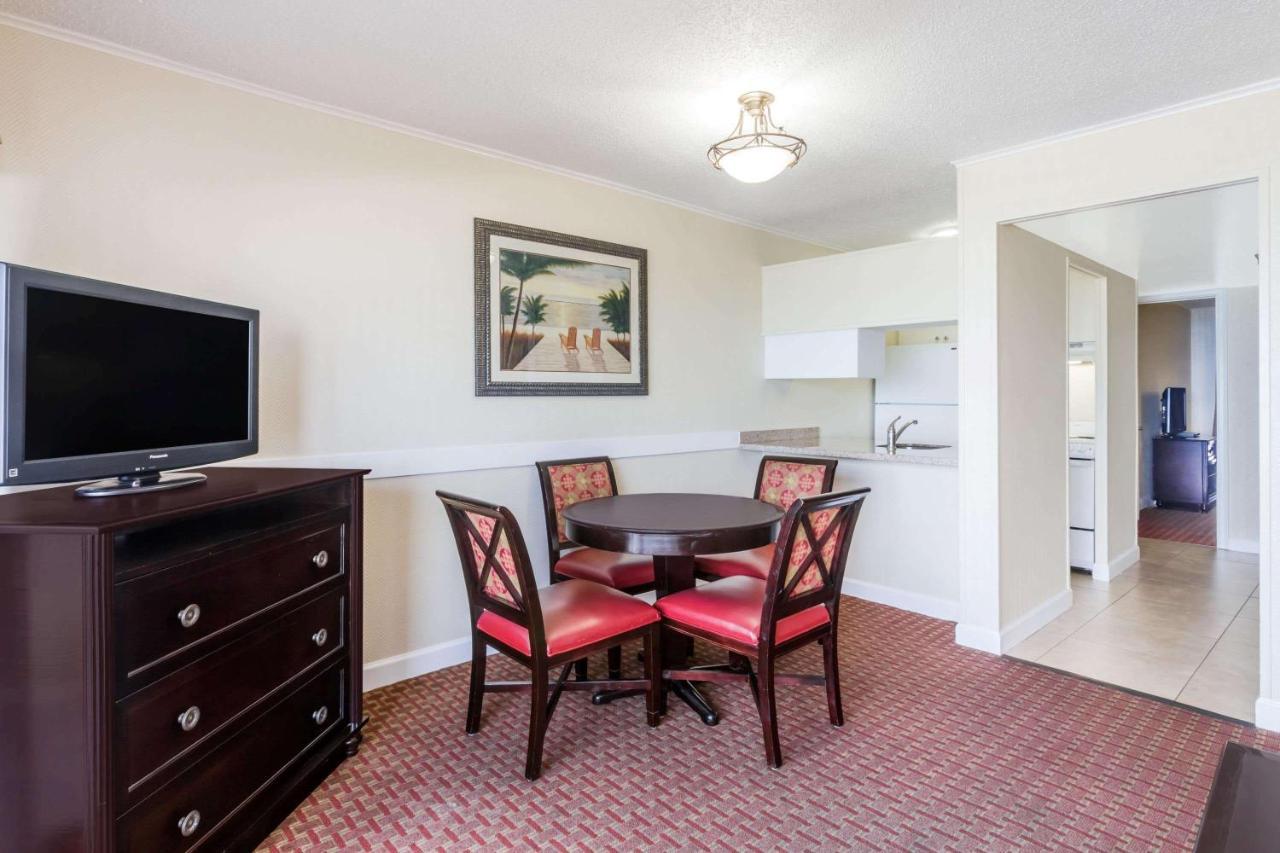 Wyndham Garden Walton Destin 3*